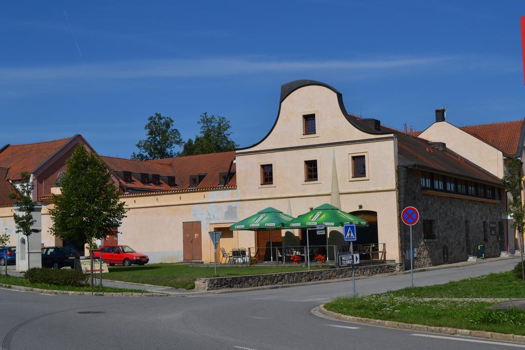 Hotel Anton Telc Exterior photo